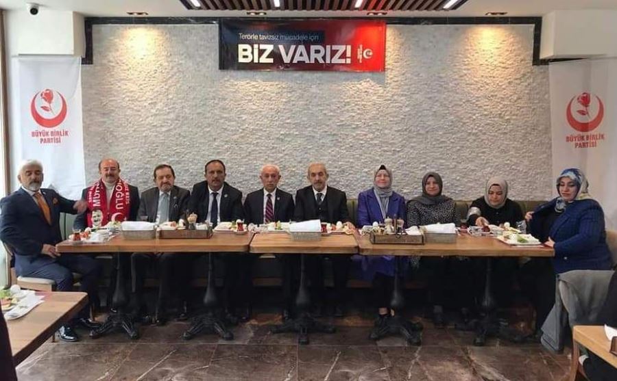 BBP’ye görkemli katılım  