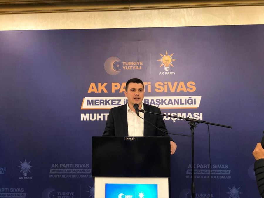 AK Parti Merkez İlçe Muhtarlarla bir araya geldi