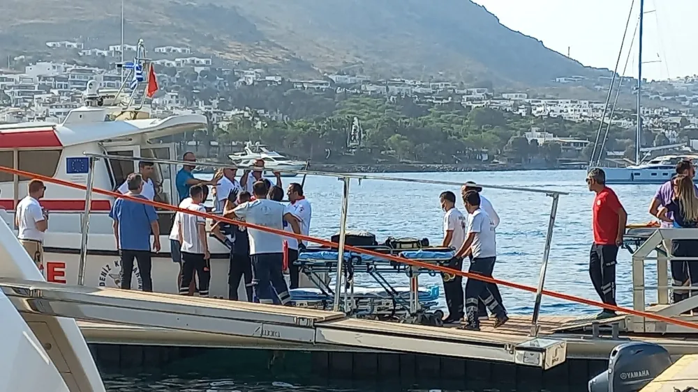 Ünlü iş adamı Ali Sabancı ve eşi Yunanistan
