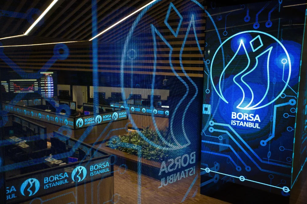 Borsa 8 bin puana ulaşarak rekor kırdı