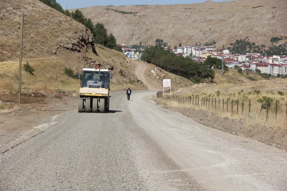 40 yıldır kullanılamayan yol ulaşıma kazandırıldı