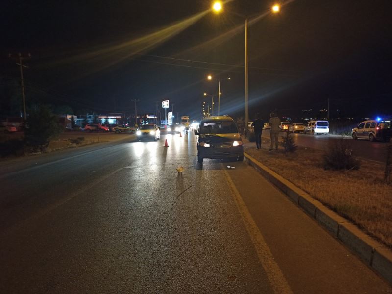 Otomobilin çarptığı genç kız ağır yaralandı