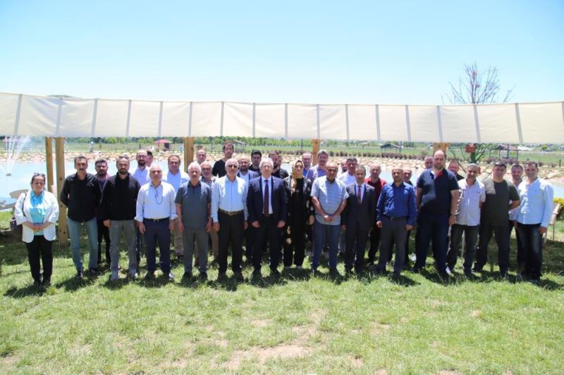 Aydın: “Hizmet için adayım”