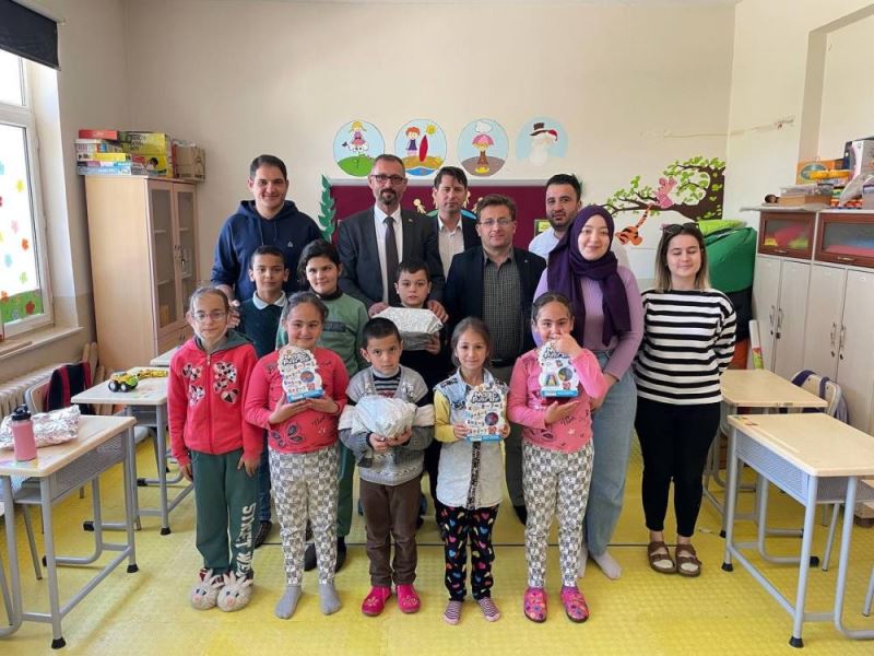 Başkan Apaydın, “Sevginin aşamayacağı engel yoktur”