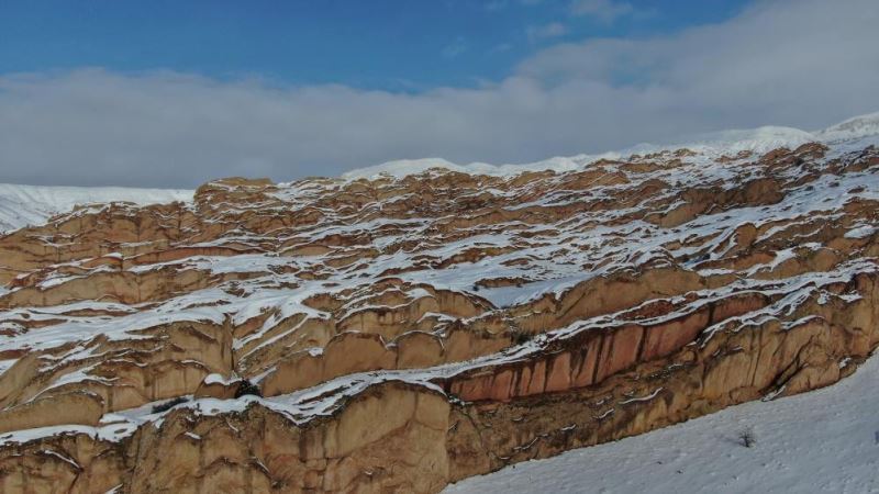 Dünya’daki Mars beyaza büründü