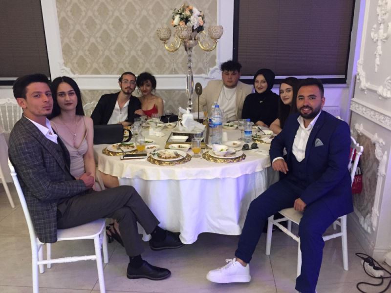 Geleceğin İletişimcileri mezuniyet coşkusu yaşadı