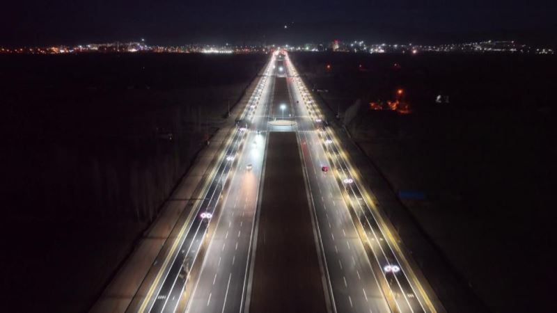 Havalimanı pisti değil, Recep Tayyip Erdoğan bulvarı