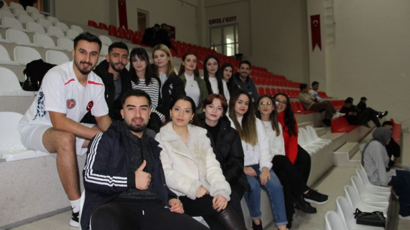 Kazanan İletişim Fakültesi