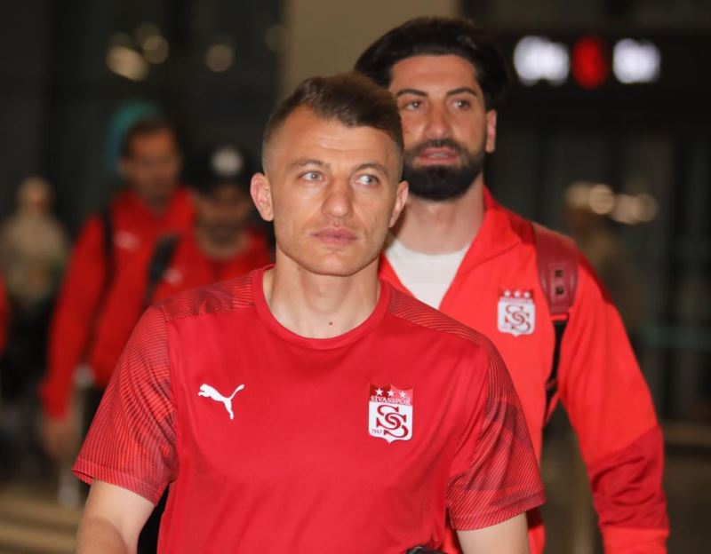 Sivasspor kafilesi İstanbul’a gitti