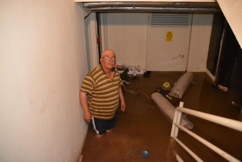 Sivas’ta 16 ev selden hasar gördü