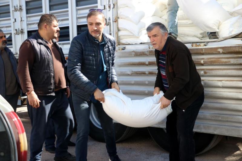 Sivas’ta Bal üretimi öncesinde arıcılara şeker desteği