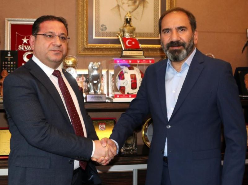 STSO’dan Sivasspor’a  bilet desteği