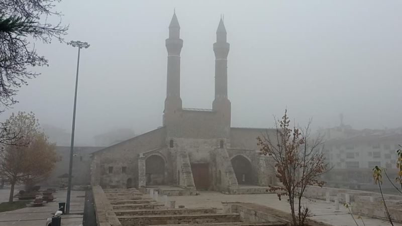 Tarihi kentte sis etkili oluyor