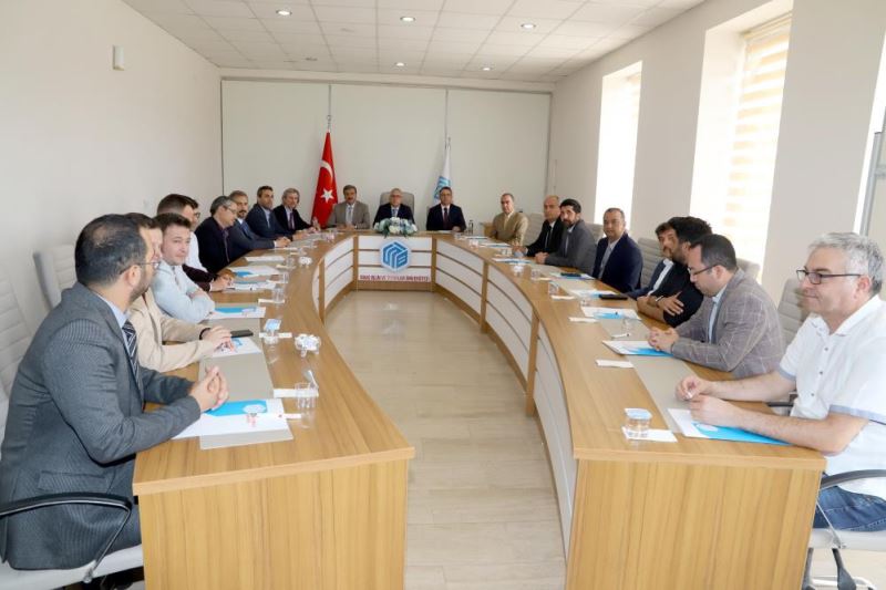 Vali Şimşek: “SBTÜ güzel işler başaracak”